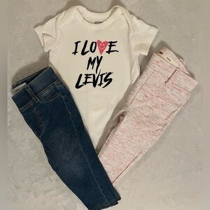 EUC - Levi’s Baby Girl 3PC Outfit (Bodysuit/Leggings) - Size 6/9 Months